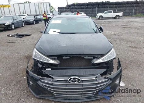 2020 Hyundai Elantra Se z USA, uszkodzony, nr VIN 5NPD74LF9LH595328
